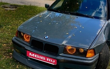 BMW 3 серия, 1992 год, 880 000 рублей, 3 фотография