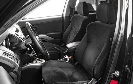 Mitsubishi Outlander III рестайлинг 3, 2011 год, 1 379 000 рублей, 10 фотография