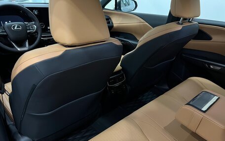 Lexus RX IV рестайлинг, 2025 год, 7 499 000 рублей, 24 фотография