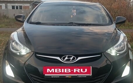 Hyundai Elantra V, 2014 год, 1 050 000 рублей, 2 фотография