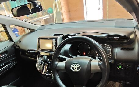 Toyota Wish II, 2012 год, 1 190 000 рублей, 15 фотография