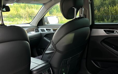 Hyundai Genesis II, 2014 год, 2 150 000 рублей, 13 фотография