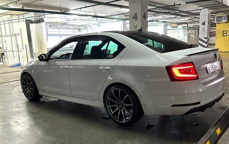 Skoda Octavia, 2019 год, 2 000 000 рублей, 2 фотография