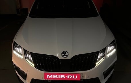 Skoda Octavia, 2019 год, 2 000 000 рублей, 5 фотография