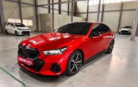 BMW 5 серия, 2025 год, 8 870 469 рублей, 2 фотография