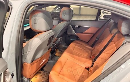 BMW 5 серия, 2025 год, 8 870 469 рублей, 7 фотография