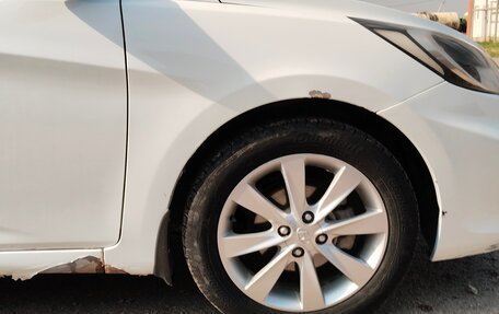 Hyundai Solaris II рестайлинг, 2012 год, 600 000 рублей, 6 фотография