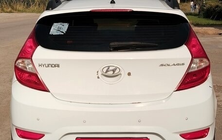 Hyundai Solaris II рестайлинг, 2012 год, 600 000 рублей, 4 фотография