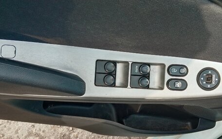 Hyundai Solaris II рестайлинг, 2012 год, 600 000 рублей, 11 фотография