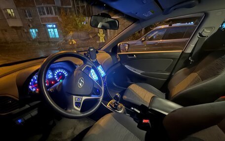 Hyundai Solaris II рестайлинг, 2016 год, 860 000 рублей, 8 фотография