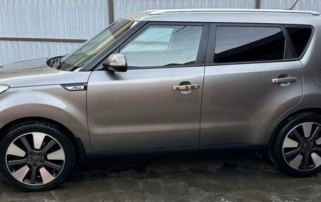 KIA Soul II рестайлинг, 2017 год, 1 700 000 рублей, 3 фотография