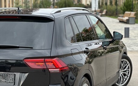 Volkswagen Tiguan II, 2017 год, 2 400 000 рублей, 6 фотография