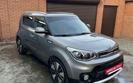KIA Soul II рестайлинг, 2017 год, 1 700 000 рублей, 2 фотография