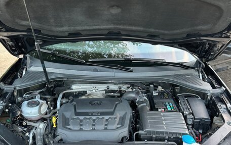 Volkswagen Tiguan II, 2017 год, 2 400 000 рублей, 23 фотография