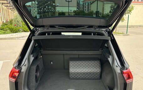 Volkswagen Tiguan II, 2017 год, 2 400 000 рублей, 11 фотография