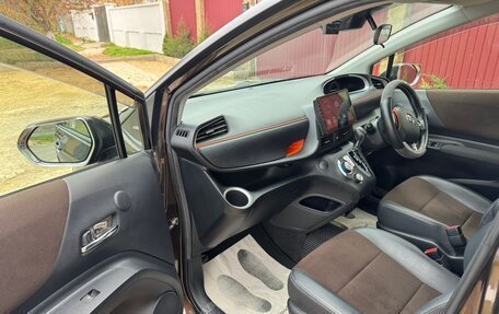 Toyota Sienta II, 2018 год, 2 000 000 рублей, 13 фотография