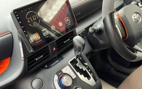 Toyota Sienta II, 2018 год, 2 000 000 рублей, 11 фотография