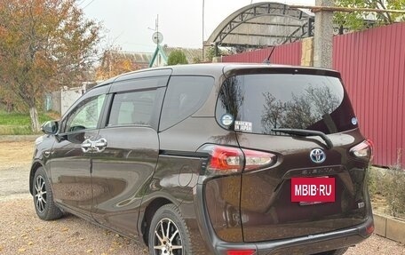 Toyota Sienta II, 2018 год, 2 000 000 рублей, 6 фотография