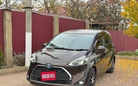 Toyota Sienta II, 2018 год, 2 000 000 рублей, 8 фотография