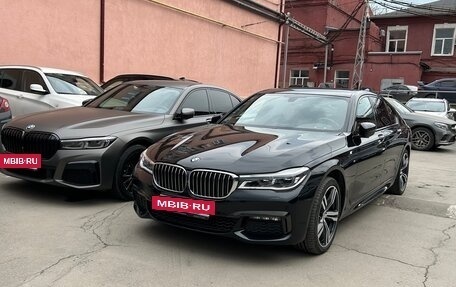 BMW 7 серия, 2018 год, 4 500 000 рублей, 7 фотография