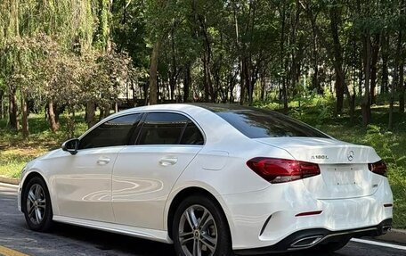 Mercedes-Benz A-Класс, 2022 год, 1 502 000 рублей, 4 фотография