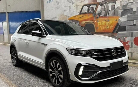 Volkswagen T-Roc I, 2022 год, 1 440 000 рублей, 3 фотография