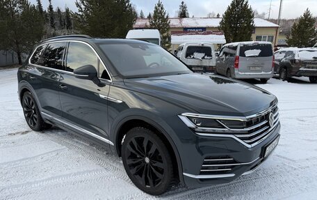 Volkswagen Touareg III, 2019 год, 4 800 000 рублей, 8 фотография