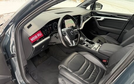 Volkswagen Touareg III, 2019 год, 4 800 000 рублей, 9 фотография