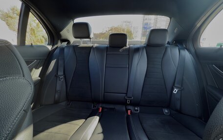 Mercedes-Benz E-Класс, 2022 год, 5 650 000 рублей, 6 фотография