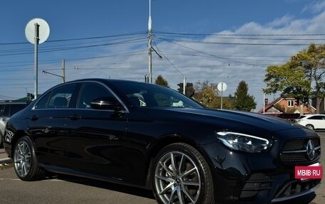 Mercedes-Benz E-Класс, 2022 год, 5 650 000 рублей, 2 фотография