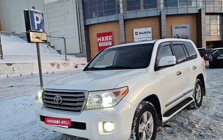 Toyota Land Cruiser 200, 2014 год, 4 150 000 рублей, 2 фотография