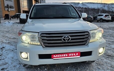 Toyota Land Cruiser 200, 2014 год, 4 150 000 рублей, 3 фотография