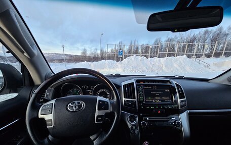 Toyota Land Cruiser 200, 2014 год, 4 150 000 рублей, 11 фотография