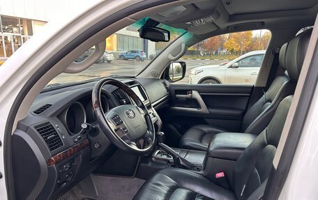 Toyota Land Cruiser 200, 2011 год, 4 200 000 рублей, 9 фотография