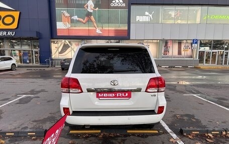 Toyota Land Cruiser 200, 2011 год, 4 200 000 рублей, 5 фотография