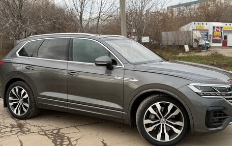 Volkswagen Touareg III, 2019 год, 5 390 000 рублей, 10 фотография
