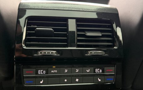 Volkswagen Touareg III, 2019 год, 5 390 000 рублей, 21 фотография