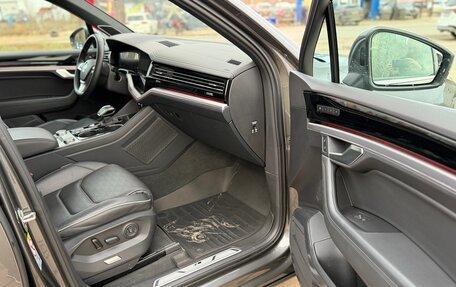 Volkswagen Touareg III, 2019 год, 5 390 000 рублей, 33 фотография