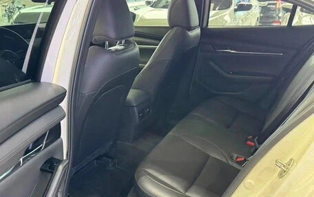 Mazda 3, 2022 год, 1 310 000 рублей, 10 фотография