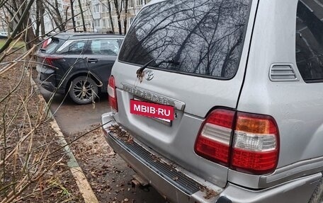 Toyota Land Cruiser 100 рестайлинг 2, 2006 год, 1 800 000 рублей, 5 фотография