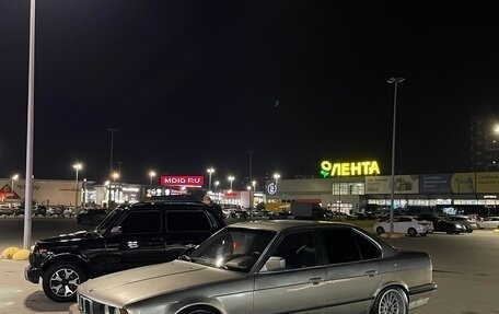 BMW 5 серия, 1989 год, 230 000 рублей, 1 фотография