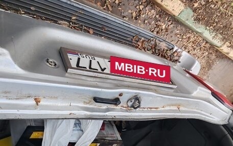 Toyota Land Cruiser 100 рестайлинг 2, 2006 год, 1 800 000 рублей, 9 фотография