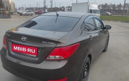 Hyundai Solaris II рестайлинг, 2015 год, 1 180 000 рублей, 13 фотография