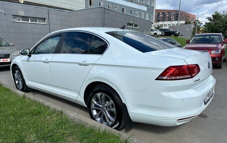 Volkswagen Passat B8 рестайлинг, 2018 год, 2 400 000 рублей, 5 фотография