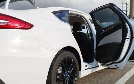 Ford Fusion (North America) II, 2020 год, 1 690 000 рублей, 7 фотография