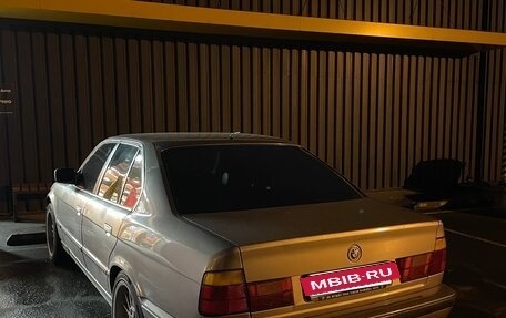 BMW 5 серия, 1989 год, 230 000 рублей, 4 фотография