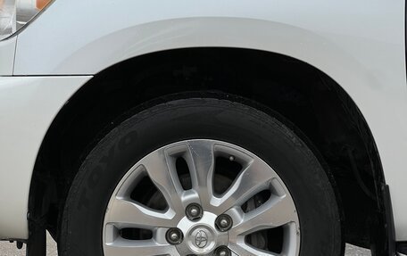 Toyota Sequoia II рестайлинг, 2012 год, 5 500 000 рублей, 12 фотография