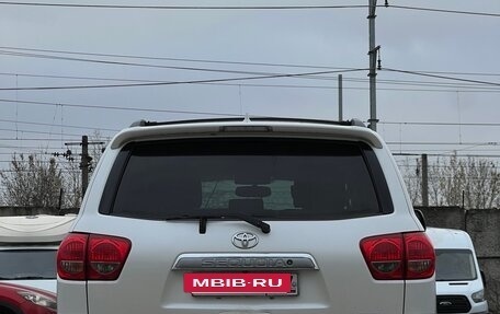 Toyota Sequoia II рестайлинг, 2012 год, 5 500 000 рублей, 7 фотография