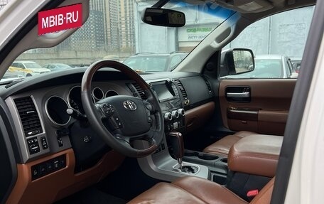Toyota Sequoia II рестайлинг, 2012 год, 5 500 000 рублей, 15 фотография
