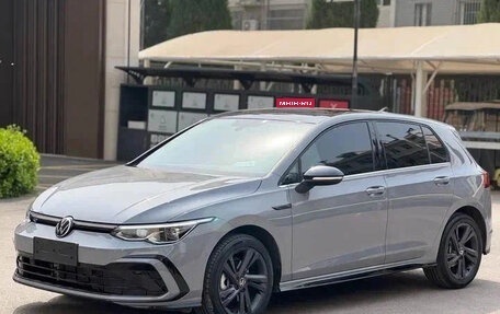 Volkswagen Golf VIII, 2021 год, 1 640 000 рублей, 3 фотография